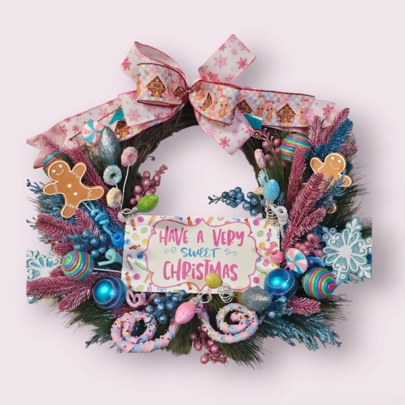 Candyland Christmas wreath - Picture 9 of 14